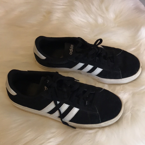 Adidas size 7 - Picture 2 of 12